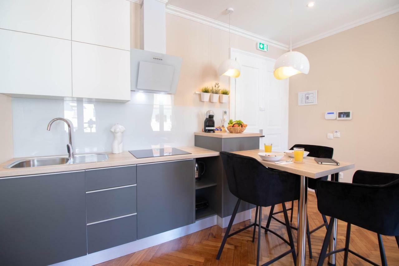 Apartments Babic Rijeka Extérieur photo